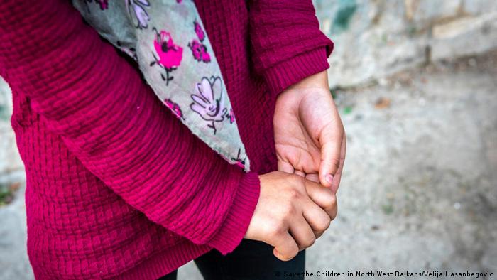 Gjatë përpjekjes për të hyrë në BE përmes vendeve të Ballkanit, migrantët minorenë janë të ekspozuar ndaj dhunës fizike, psikologjike e seksuale, sipas studimit të organizatës për mbrojtjen e fëmijëve, Save the Children.