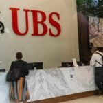Gjiganti bankar UBS mund të shkurtojë 10,000 vende pune deri në 2027-ën
