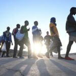 Raporti: Italia ndjek politika shtypëse të migracionit dhe shkel të drejtat e njeriut