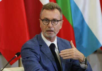 Delegacioni i BE-së kritikon protestën e PD-së: Aktet e dhunës rrezikuan jetë njerëzish