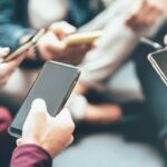 Kili miraton ligjin që ndalon përdorimin e telefonave në shkolla nga viti 2026