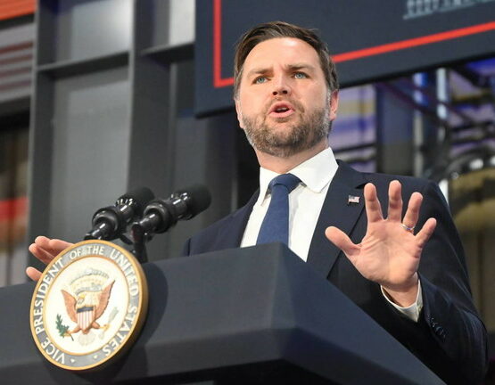 Vance mbërrin në Pakistan për bisedime vendimtare me Iranin mbi marrëveshjen për armëpushim