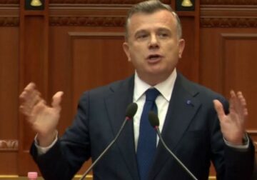 PD bojkoton seancën, Balla: Keqardhje për demokratët, qëndrimi i Shqipërisë ndaj Iranit nuk është agjendë personale