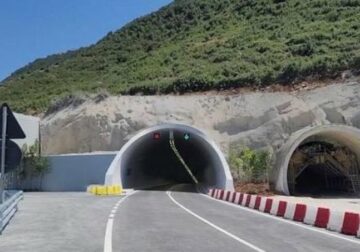 Merret vendimi për shpërthim të kontrolluar pranë tunelit të Llogarasë, masa për zhbllokimin e qarkullimit më juglindje
