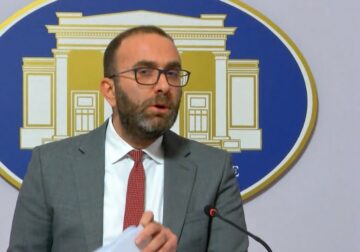 Grupi i PD bojkoton nesër Kuvendin, Bardhi: Seancë për axhendë personale, s’ka rend dite të miratuar