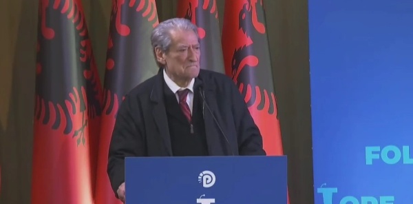  Jemi parti e hapur por kemi rregullat që duhen respektuar    Berisha komenton foltoren e Salianjit