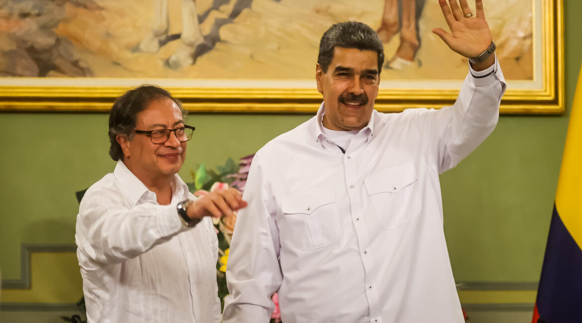 Tensionet me SHBA-në, Maduro i kërkon ndihmë ushtrisë kolumbiane