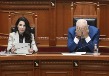 Sot në grupin e PS diskutohet raporti për imunitetin e Belinda Ballukut