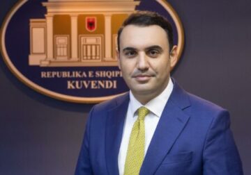 Mesazh fyes ndaj shqiptarëve të Maqedonisë, Këlliçi thirrje ministrit Hoxha: Jep dorëheqjen dhe kërko falje publike për këtë turp