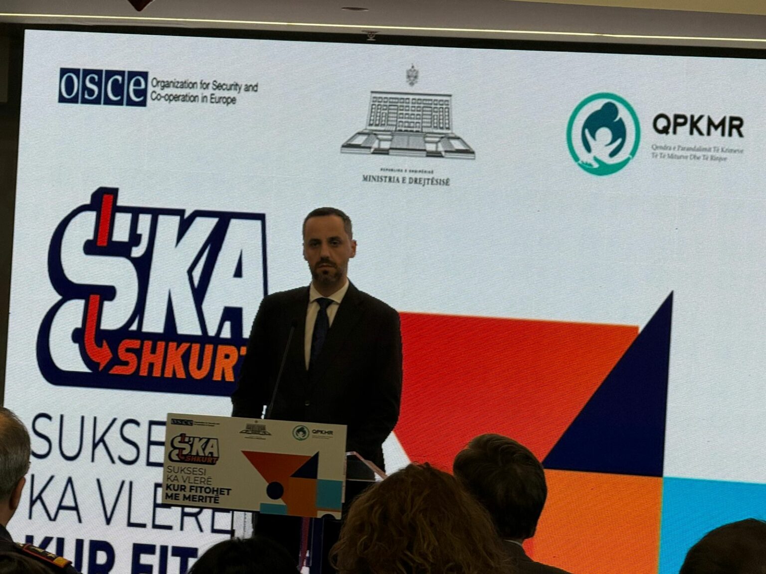 Lamallari në prezantimin e fushatës  S ka Shkurt   Nuk ka rrugë të shkurtra drejt suksesit