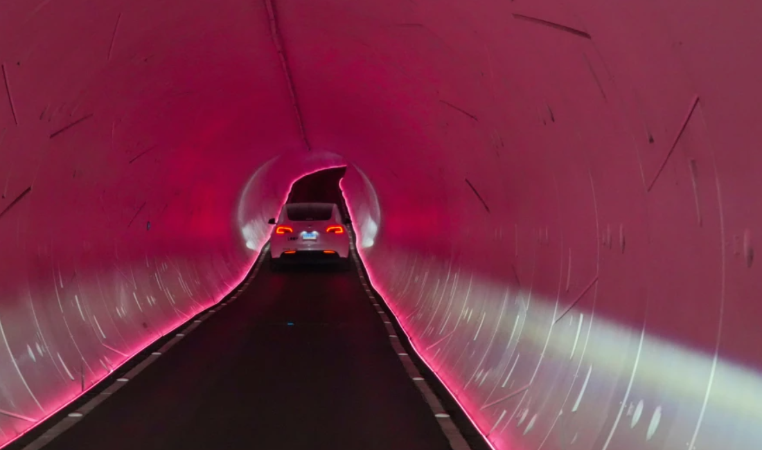Tunelët nëntokësorë të Elon Musk në Las Vegas nën ‘lupë’ për sigurinë dhe shqetësimet mjedisore