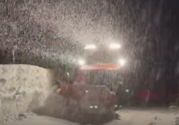 Reshje të dendura bore në Qafë Thorë