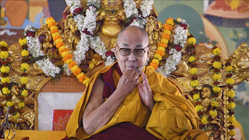 “S’jemi takuar kurrë” – Dalai Lama mohon çdo lidhje me Jeffrey Epstein