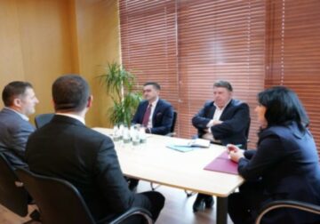 Vendosja e doganës së Kosovës në Durrës, rriten me 25% volumet e mallrave drejt Kosovës