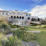 Ferma e Epstein-it nën hetim penal pas pretendimeve për “trupa të varrosur”