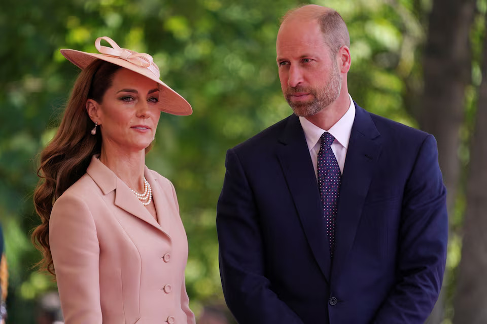 Princi William dhe Kate “thellësisht të shqetësuar” nga zbulimet për Epstein