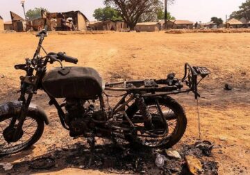 Dhjetëra të vrarë në Nigeri nga bandat me motoçikleta