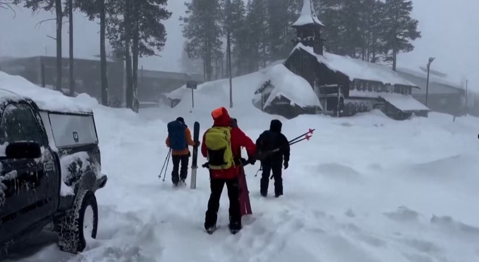 U goditën nga orteku  humbin jetën 8 skiatorë në SHBA