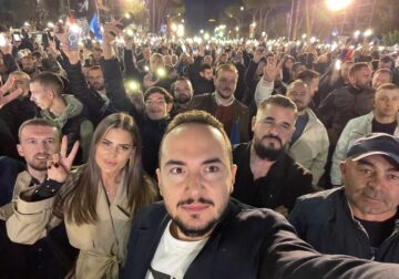 “Pas 13 vitesh të vështira në opozitë koha e ndryshimit ka ardhur” – Salianji thirrje demokratëve të dalin në protestë nesër