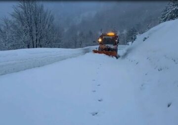 Bora mbyll rrugën e Thethit