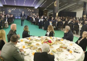 Muaji i shenjtë i Ramazanit, kryeministri Rama dhe bashkëshortja e tij shtrojnë iftar për besimtarët