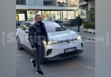 Mijëra rrënjë kanabisi në pronën e drejtorit të burgut të Rrogozhinës, dorëzohet në polici Bilal Hasa