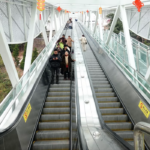 Kina vë rekord, ndërton shkallët lëvizëse më të gjata në botë në mjedis të hapur