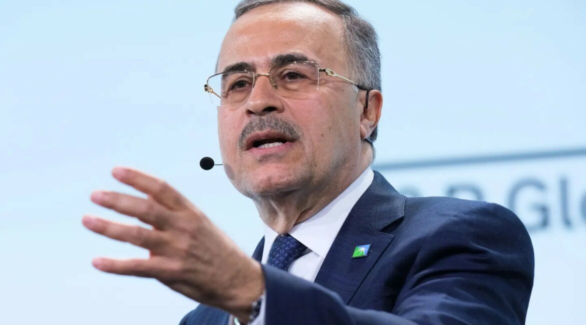 Shefi i gjigantit saudit të naftës anulon pjesëmarrjen në konferencën e energjisë