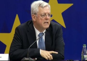 “Protestat s’mund të justifikojnë aktet e dhunës” – Ambasada gjermane kritika protestës së PD-së