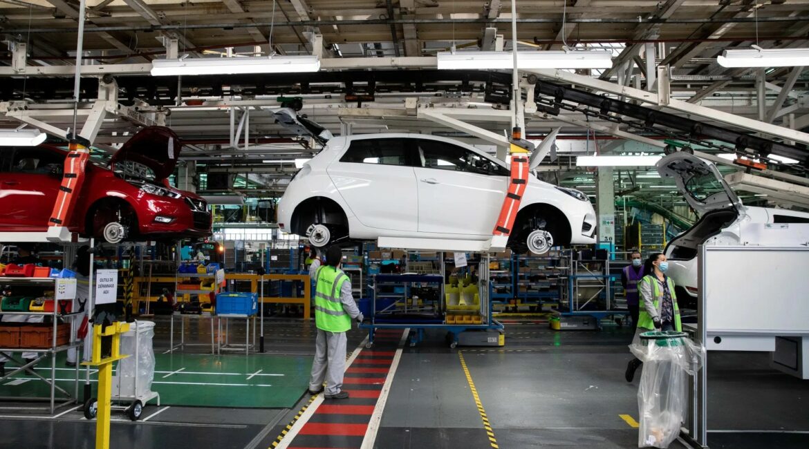 Rritet me 30% mbyllja e fabrikave në Francë