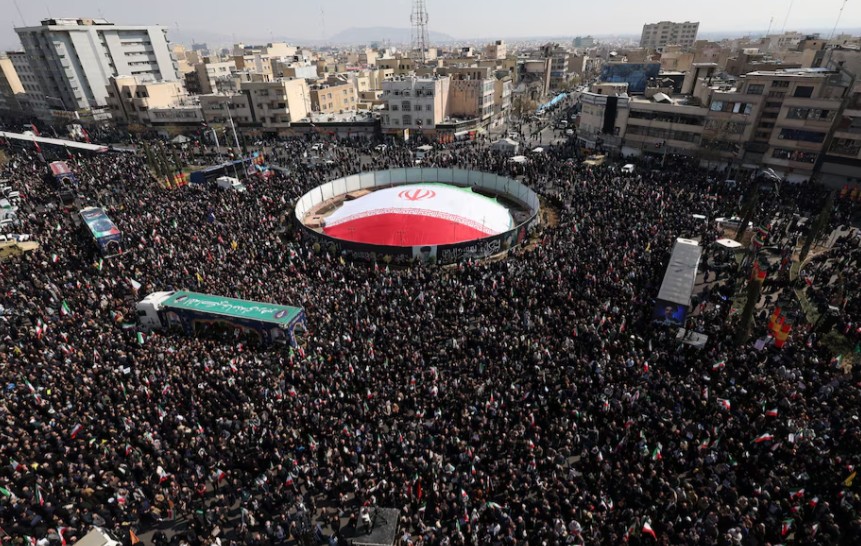 Irani kërcënon objektet e energjisë në Gji pas goditjes së fushës gjigante të gazit