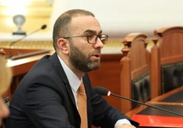 Bardhi-Ramës: Mjaft u talle me shqiptarët, jemi 4 muaj vonesë me negociatat