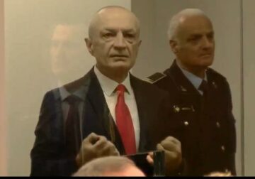 Dalja e tij e parë publike pas arrestimit, Meta: Proces i turpshëm kundër shtetit shqiptar