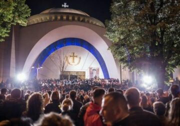 Meta uron besimtarët për Pashkët: Uroj që kjo festë të sjellë sa më shumë shëndet, mbarësi, begati dhe lumturi në çdo familje