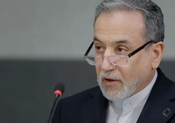 Irani diskuton armëpushimin me Pakistanin