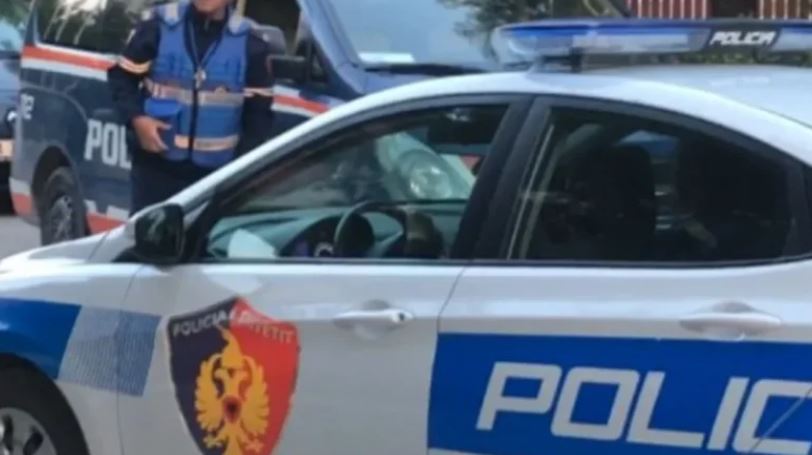 Një 19 vjeçar egjiptian gjendet i pajetë në një banesë të braktisur në Himarë  dyshohet vdekje natyrale