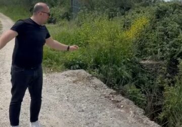 Korreshi denoncon gjendjen e kanaleve kulluese në Lushnjë: Janë kthyer në fekale, mungojnë investimet