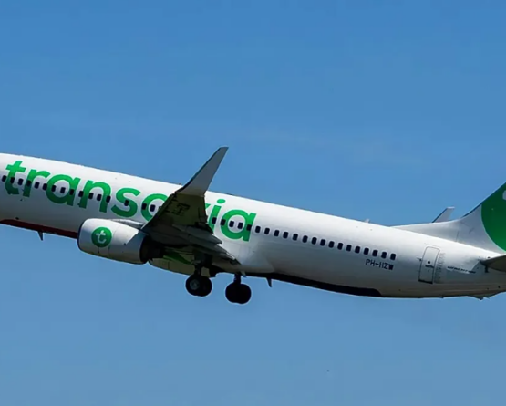 Kriza e karburantit ajror godet Europën, linjat ajrore anulojnë fluturime dhe rrisin kostot