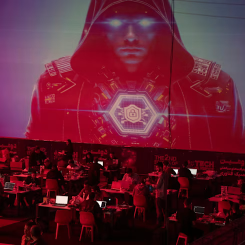 Hakerët e Iranit hyjnë në luftë