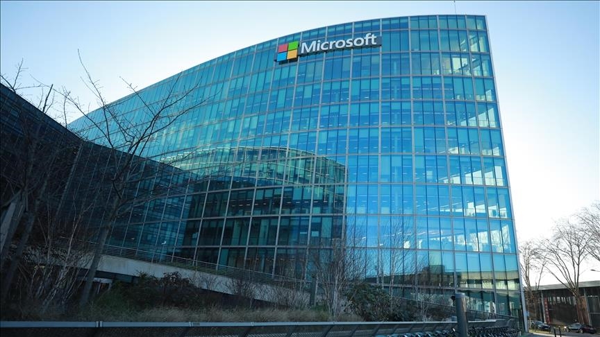 Microsoft do të investojë 10 miliardë dollarë në Japoni për zgjerimin e inteligjencës artificiale