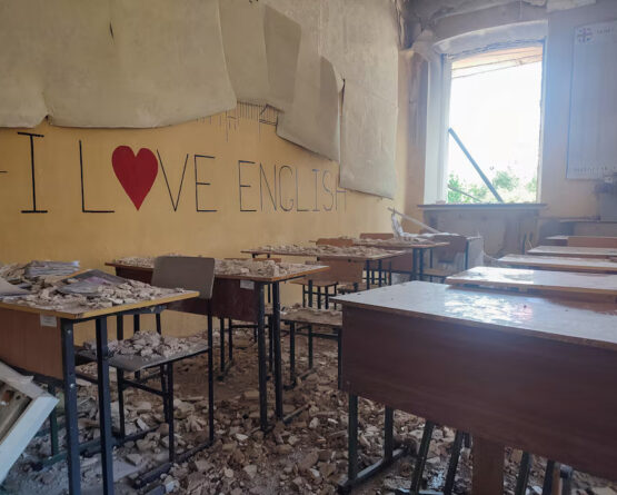 “Shënjestroi qëllimisht konviktin” – Rusia akuza Ukrainës për sulmin me dron ku u vranë 16 studentë