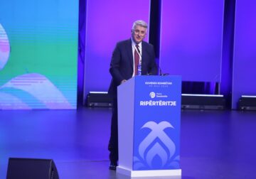 Gjekmarkaj në Kuvendin e PD: Shqipëria në krizë besimi, rrotacioni politik është nevojë ekzistenciale