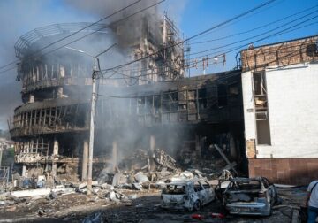 Rusia paralajmëron banorët e Kievit dhe përfaqësuesit e misioneve të huaja të largohen nga kryeqyteti ukrainas