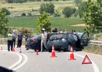 Aksident zinxhir në Levan-Tepelenë, tre të plagosur, mes tyre dy gjermanë