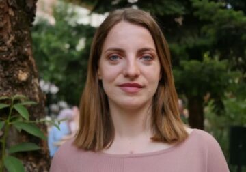 “Nuk e lë mandatin”/ Koçeku akuza Ramës: Patronazhistët dhe profilet false po përdoren për të shkatërruar zërat kritikë